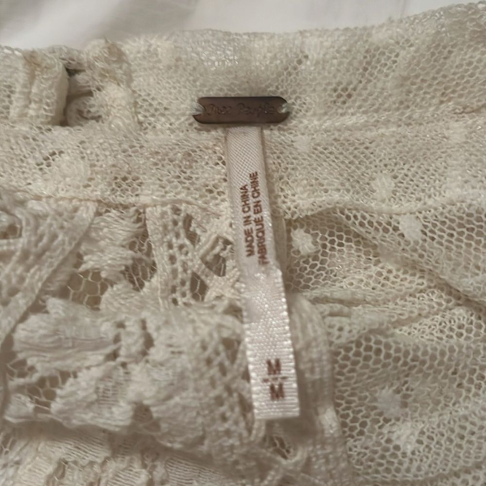 Women’s Free People Medium Cream Lace Bathing Suit Coverup - Picture 3 of 3